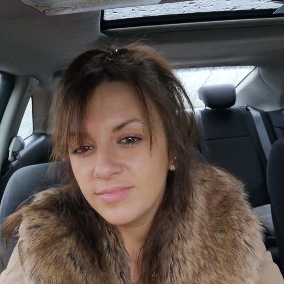 Meet your Posher, Jenny - Picture 1 of 1